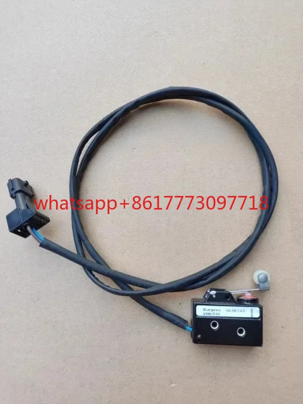 Микропереключатель 7915497008, 7915497009, запчасти для рулевого управления погрузчиков, импортные комплектующие с завода
Микропереключатель 7915497008, 7915497009, запчасти для рулевого управления погрузчиков, импортные комплектующие с завода