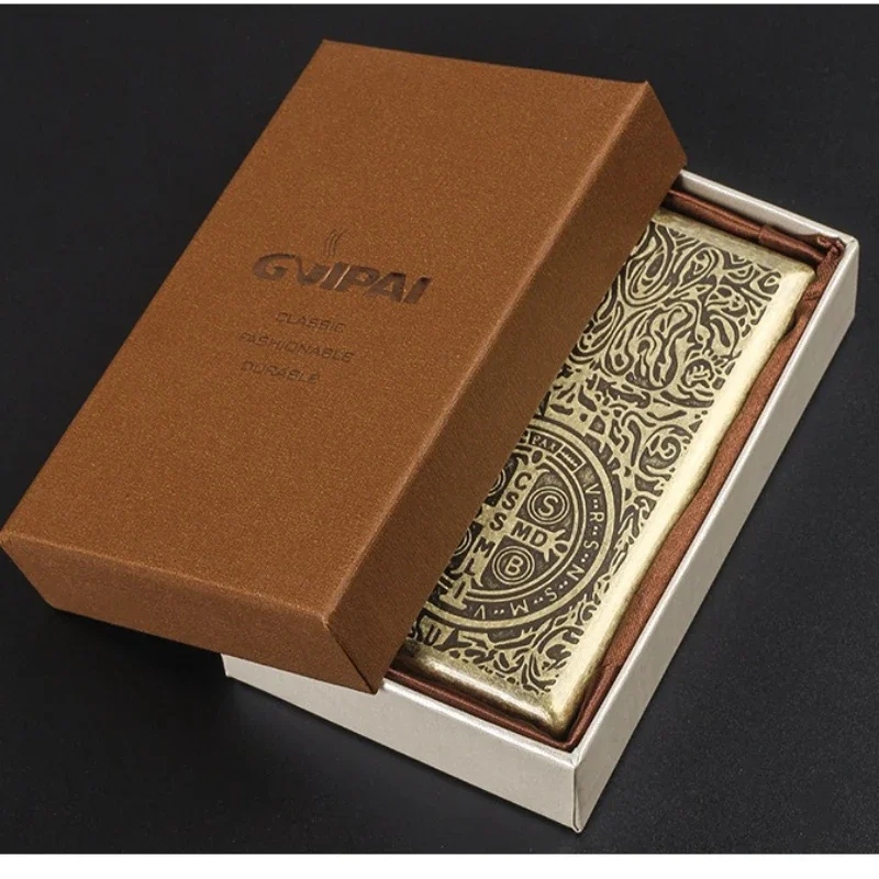 Изысканные сигареты для мужчин и женщин, используемые для оптовой продажи креативных бронзовых сигарет в стиле ретро, вмещаются 20 шт.
Изысканные сигареты для мужчин и женщин, используемые для оптовой продажи креативных бронзовых сигарет в стиле ретро, вмещаются 20 шт.