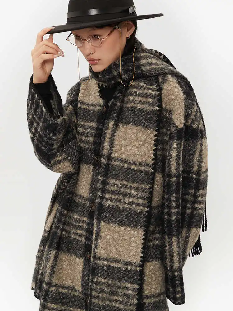 Retro Cape Plaid Coat Women'S Autumn And Winter High-End Scarf Woolen Temperament Loose Coat
Retro Cape Plaid Coat Women'S Autumn And Winter High-End Scarf Woolen Temperament Loose Coat