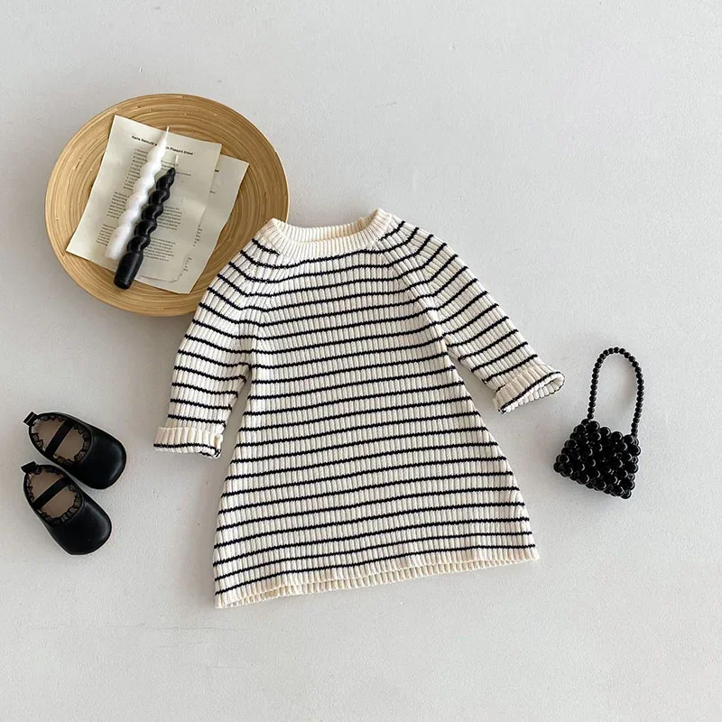 Autumn New Girls' Dress 1-6 Y Children's Striped Versatile Kint Sweater Dress Kid's Outfit Spring Girls Clothing
Autumn New Girls' Dress 1-6 Y Children's Striped Versatile Kint Sweater Dress Kid's Outfit Spring Girls Clothing