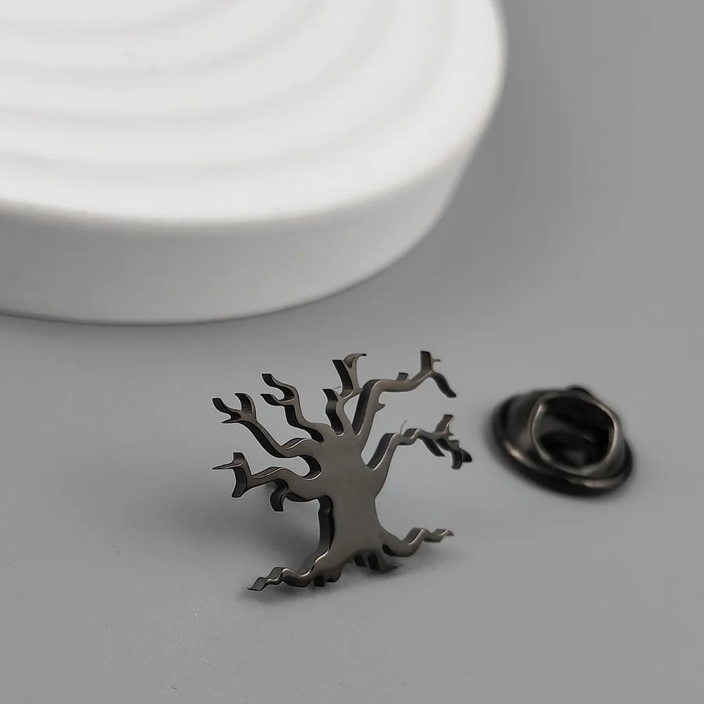 2025 - 18K gold-plated stainless steel brooch: deserted tree pattern, fashionable lapel pin, gift for friends
2025 - 18K gold-plated stainless steel brooch: deserted tree pattern, fashionable lapel pin, gift for friends