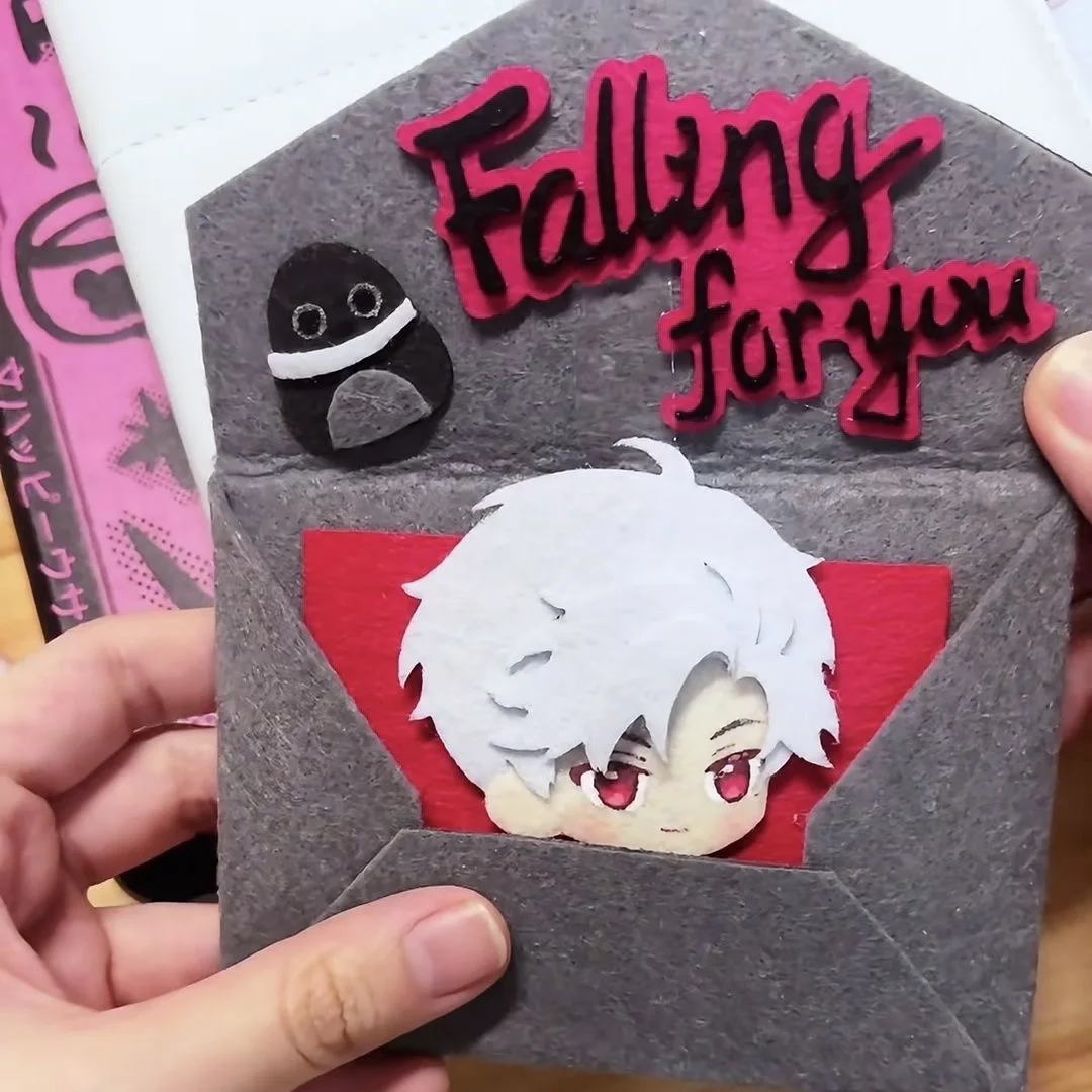 Новый конверт на день рождения «Любовь и глубокий космос» Rafayel Sylus, нетканый кулон с буквой «Благословение» ручной работы 
Новый конверт на день рождения «Любовь и глубокий космос» Rafayel Sylus, нетканый кулон с буквой «Благословение» ручной работы