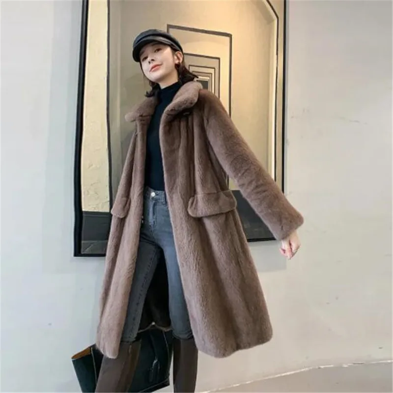 2022 Winter new mink velvet Overcoat women's mid-length imitation fur coat quilted thickening fashion women jacket A1005
2022 Winter new mink velvet Overcoat women's mid-length imitation fur coat quilted thickening fashion women jacket A1005