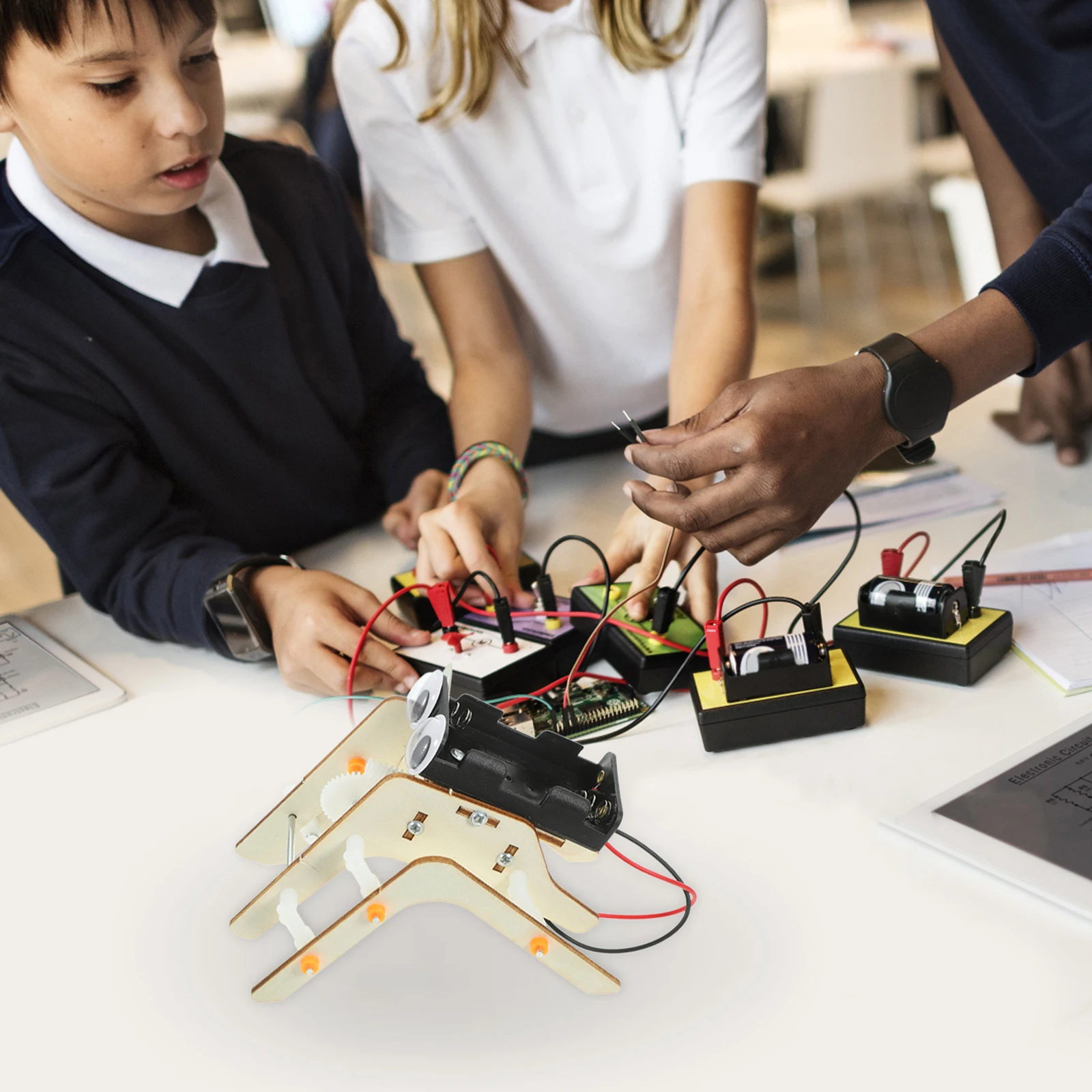 Diy Spider Toy Scientific Material Craft Model Building Diy Science Technology Plaything Kits Kids Wood Spider Robot Assembling
Diy Spider Toy Scientific Material Craft Model Building Diy Science Technology Plaything Kits Kids Wood Spider Robot Assembling