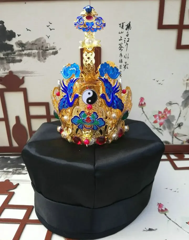 high quality Taoist Tai chi auspicious cloud crane hats power cap cosplay Hexagonal hat alloy crown taoism hats
high quality Taoist Tai chi auspicious cloud crane hats power cap cosplay Hexagonal hat alloy crown taoism hats