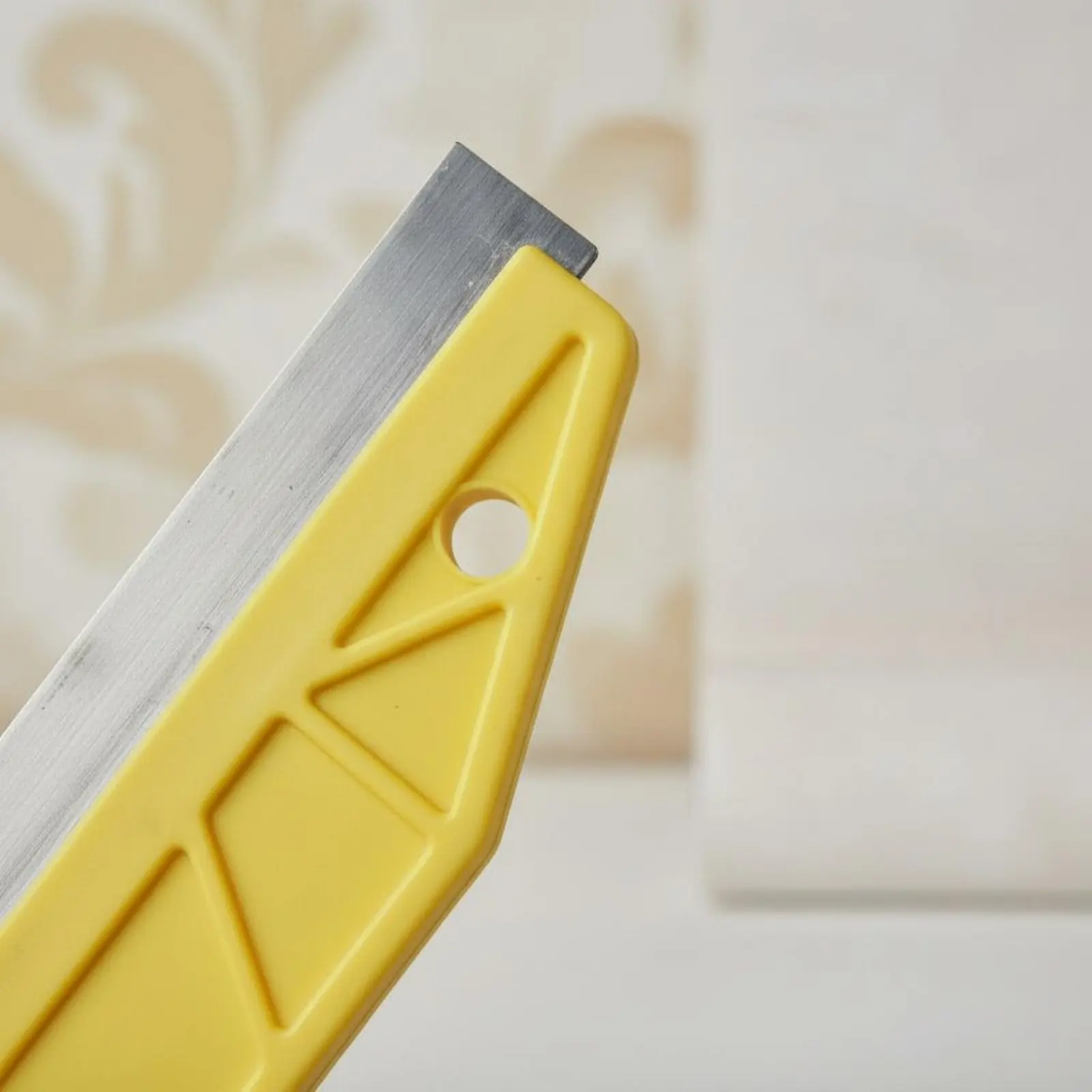 Stainless Steel Wall Covering Cutter 90-Degree Angle Design Wallcovering Trim Tool Border Cutting Template Portable Corner Trim
Stainless Steel Wall Covering Cutter 90-Degree Angle Design Wallcovering Trim Tool Border Cutting Template Portable Corner Trim