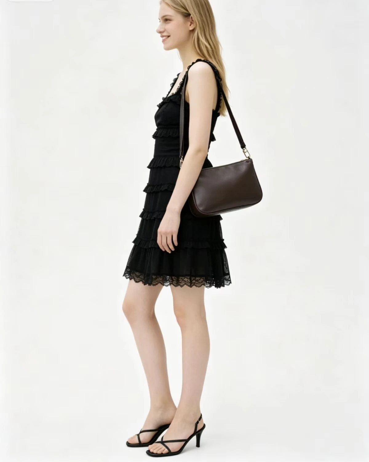 High-End Shoulder Bag, New Fashionable Women's Crossbody Bag, Versatile for Commute, Luxury Handbag
High-End Shoulder Bag, New Fashionable Women's Crossbody Bag, Versatile for Commute, Luxury Handbag