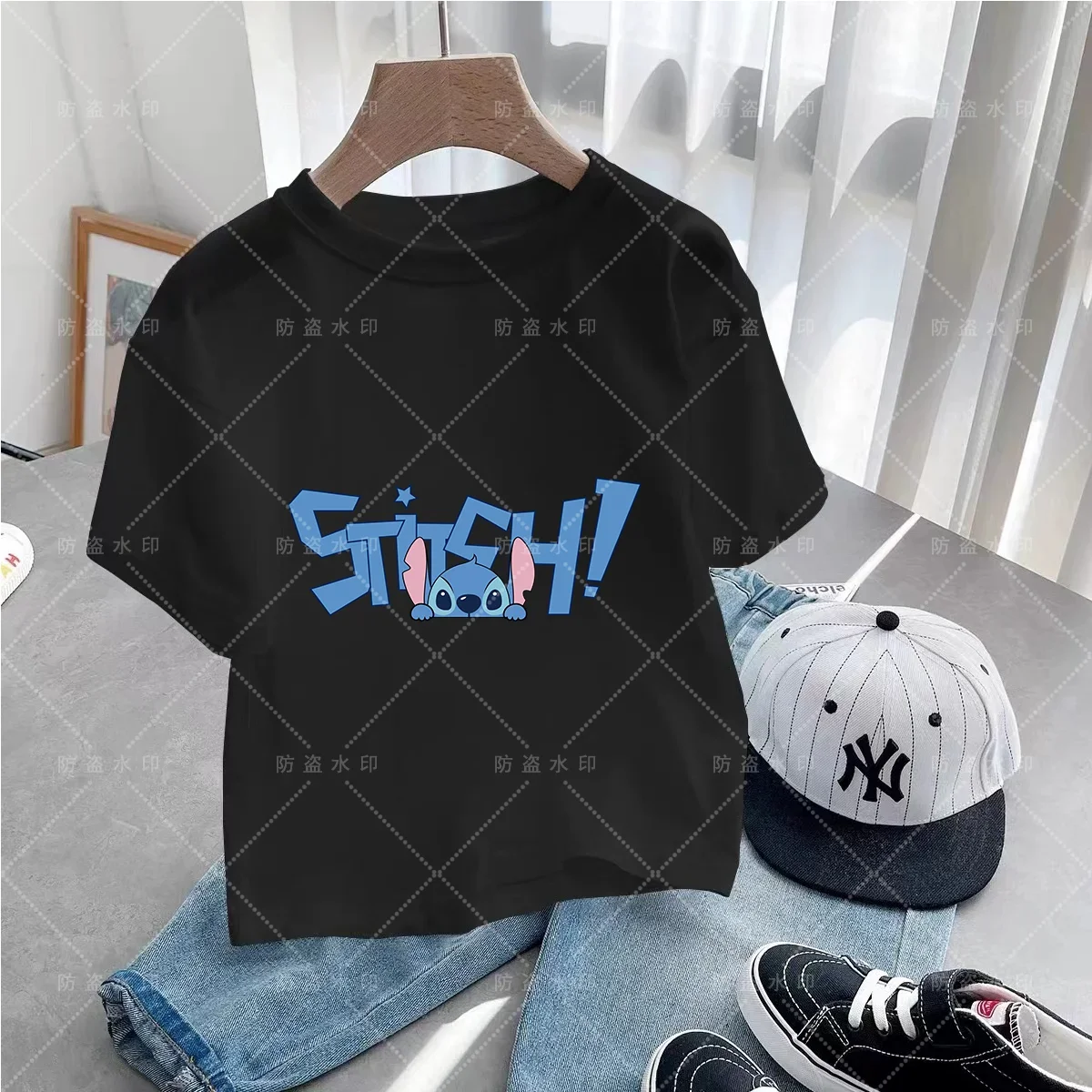 Disney Kawaii Girl Clothes Couple T-shirt Children's Clothing Tops Y2k Children From 8 to 14 Years Lilo and Stitch Girls Summer
Disney Kawaii Girl Clothes Couple T-shirt Children's Clothing Tops Y2k Children From 8 to 14 Years Lilo and Stitch Girls Summer