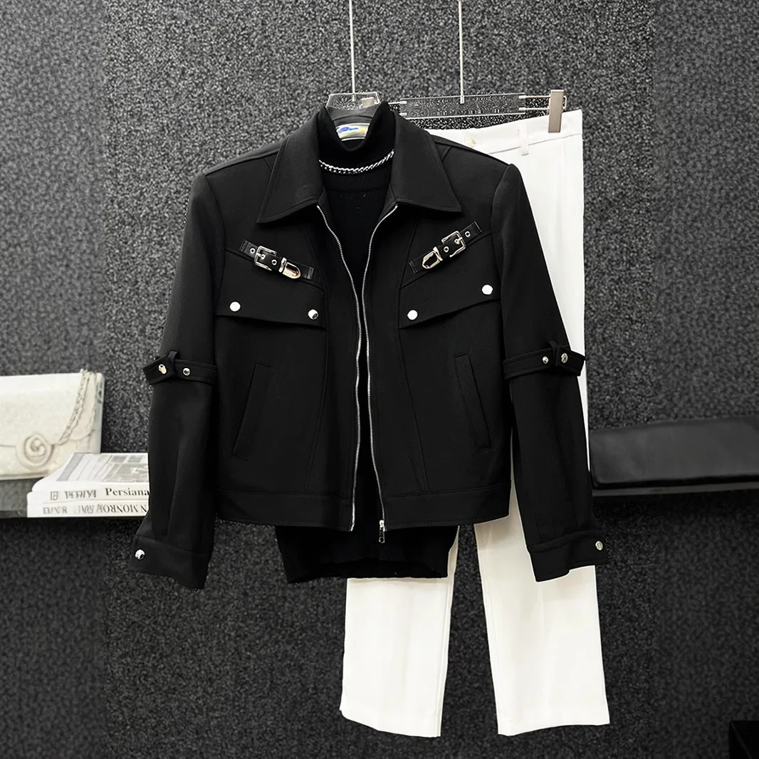 Мужская модная куртка с металлическими молниями и уникальным дизайном, новая осенняя черная укороченная модель с подплечниками
Мужская модная куртка с металлическими молниями и уникальным дизайном, новая осенняя черная укороченная модель с подплечниками