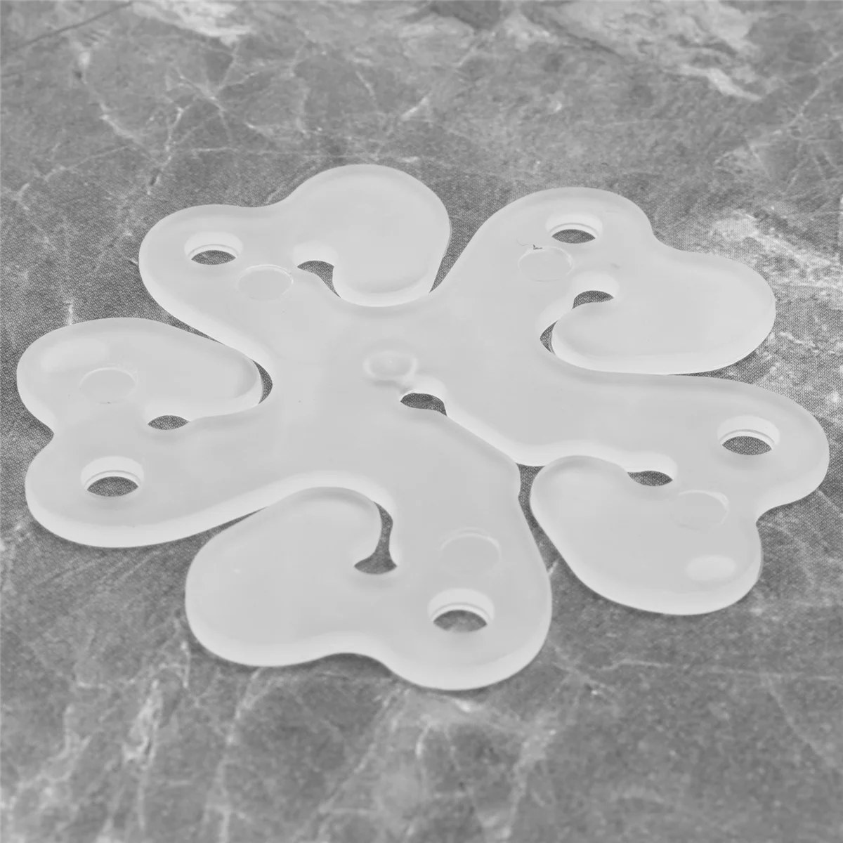 Pack of 50 Portable Flower Shape Balloon Clips Holder for Wedding Event Decorations Birthday Supplies
Pack of 50 Portable Flower Shape Balloon Clips Holder for Wedding Event Decorations Birthday Supplies