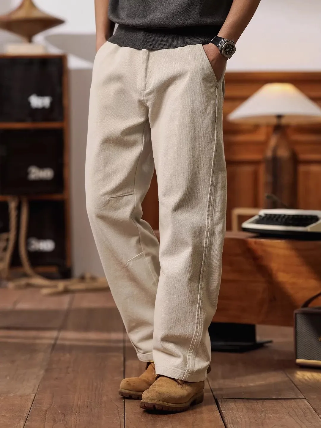 Американские повседневные брюки, мужские весенне-осенние новые прямые свободные универсальные рабочие брюки из чистого хлопка, удобные брюки свободного кроя
Американские повседневные брюки, мужские весенне-осенние новые прямые свободные универсальные рабочие брюки из чистого хлопка, удобные брюки свободного кроя