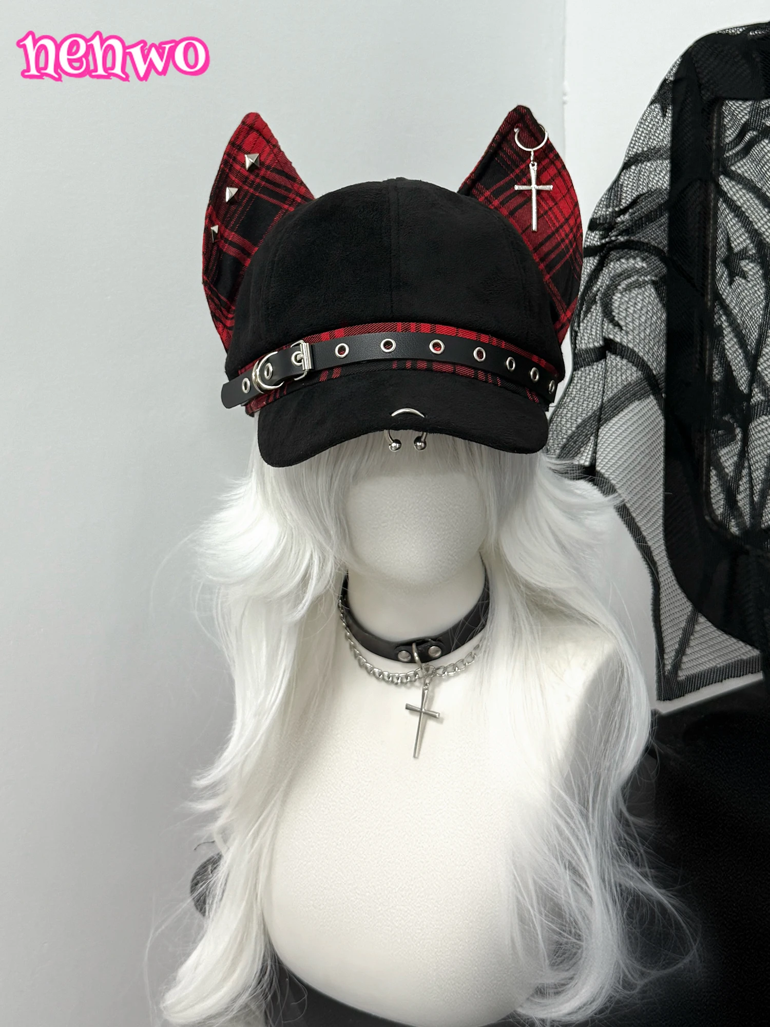 Оригинальная кепка Subculture в стиле панк Doberman Ear Newsboy, женская красно-черная клетчатая лоскутная кепка с заклепками и крестообразным ремнем, стильная шляпа
Оригинальная кепка Subculture в стиле панк Doberman Ear Newsboy, женская красно-черная клетчатая лоскутная кепка с заклепками и крестообразным ремнем, стильная шляпа