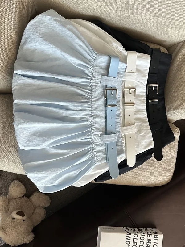 Blue Bouffant Short Skirt Women's Summer 2026 New High Waist Slim A-Line Half Skirt Ballerina Style Puffy Petal Design PVC Fa...
Blue Bouffant Short Skirt Women's Summer 2026 New High Waist Slim A-Line Half Skirt Ballerina Style Puffy Petal Design PVC Fa...