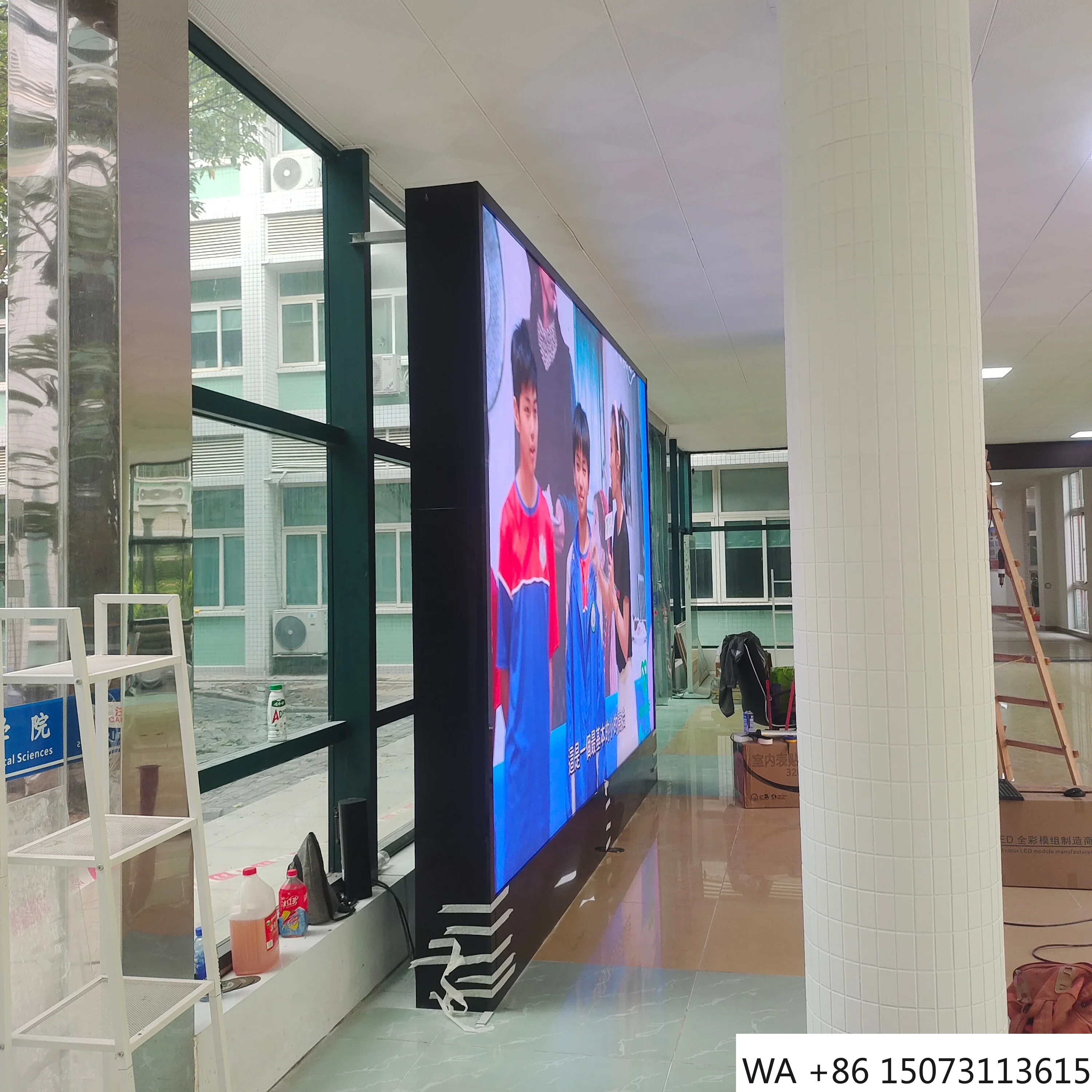 Indoor P1.86 LED Screen Full Color Welcome Display for Airports & Shopping Malls
Indoor P1.86 LED Screen Full Color Welcome Display for Airports & Shopping Malls