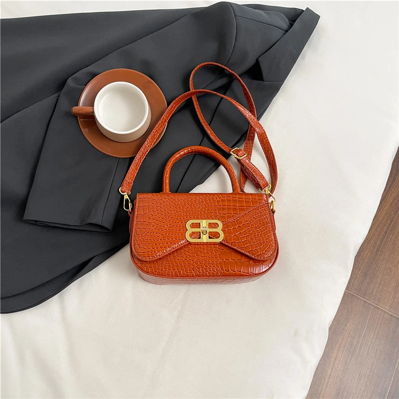 Модная стильная сумка через плечо с буквенным логотипом для женщин, минималистичная винтажная повседневная деловая сумка-мессенджер для отдыха
Модная стильная сумка через плечо с буквенным логотипом для женщин, минималистичная винтажная повседневная деловая сумка-мессенджер для отдыха