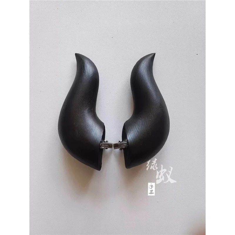 2025 aaa Anime Black Butler Ciel Phantomhive Cosplay Horns Headpiece Hair Clip Hairpin Carnival Halloween G
2025 aaa Anime Black Butler Ciel Phantomhive Cosplay Horns Headpiece Hair Clip Hairpin Carnival Halloween G