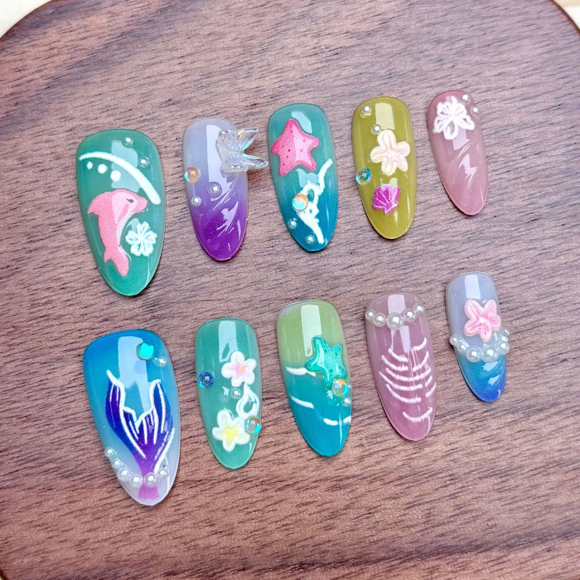 10PCS Pure Handmade Fresh Dopamine Dolphin Hand Drawn Removable Charm Fake Nails Travel Lsland Vacation Make Friends
10PCS Pure Handmade Fresh Dopamine Dolphin Hand Drawn Removable Charm Fake Nails Travel Lsland Vacation Make Friends