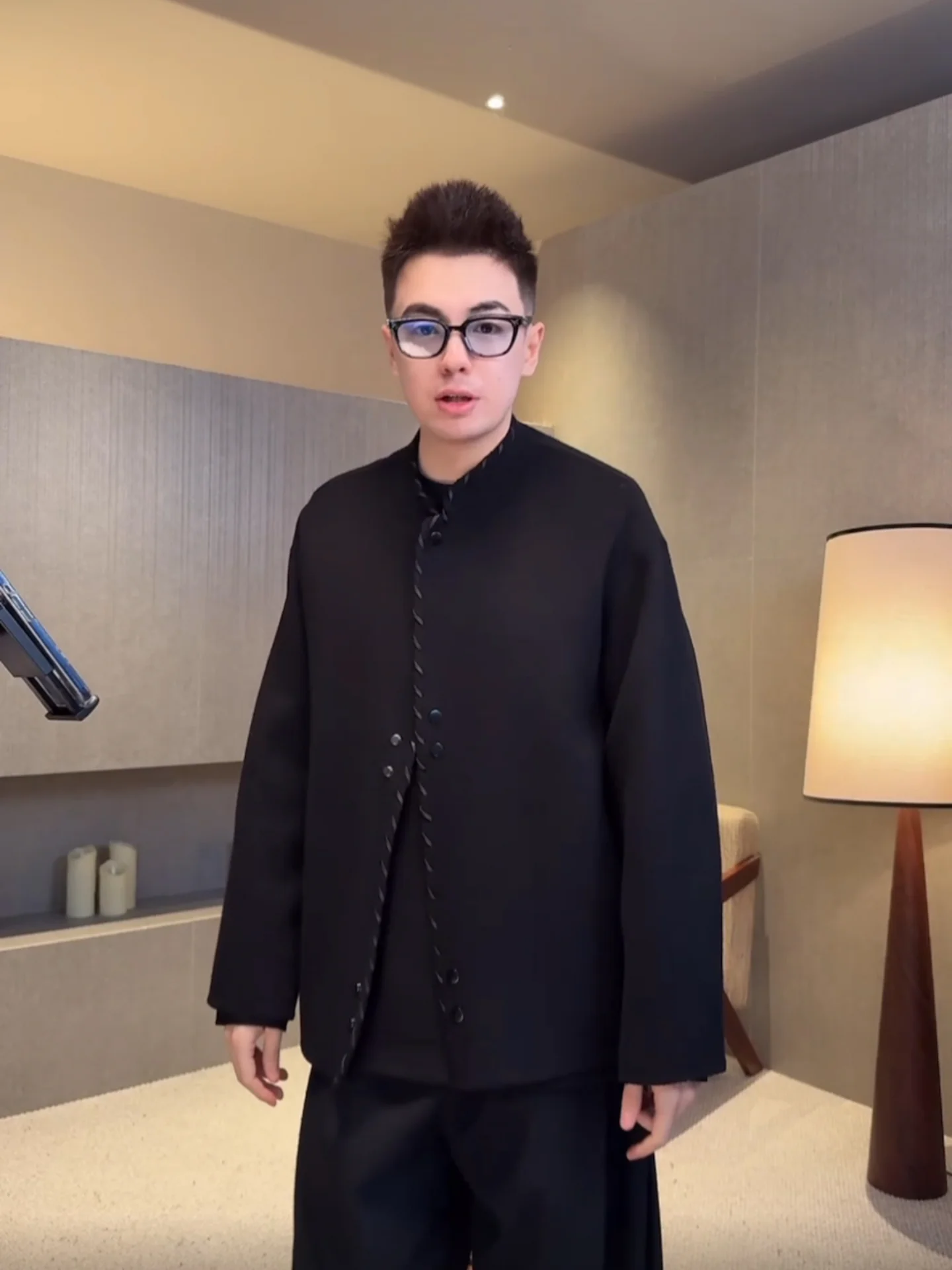 High Quali Comfortable New Chinese Sle Men's Women's Faionable Monocomatic Jaet Lightweight Versatile Retro Outerwear
High Quali Comfortable New Chinese Sle Men's Women's Faionable Monocomatic Jaet Lightweight Versatile Retro Outerwear