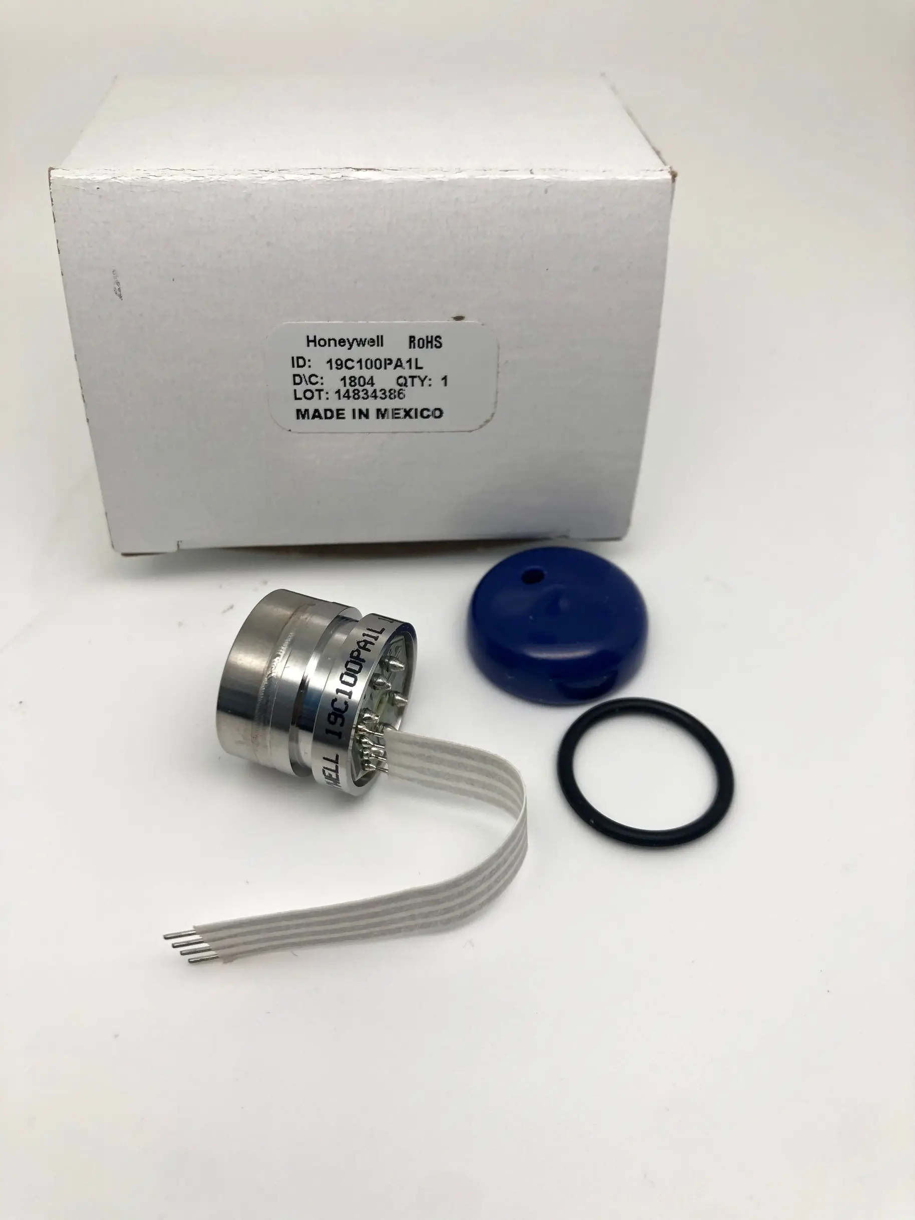 19C100PA1L Honeywell Pressure Sensor New Original Genuine 19mm Series Fast shipping 
19C100PA1L Honeywell Pressure Sensor New Original Genuine 19mm Series Fast shipping