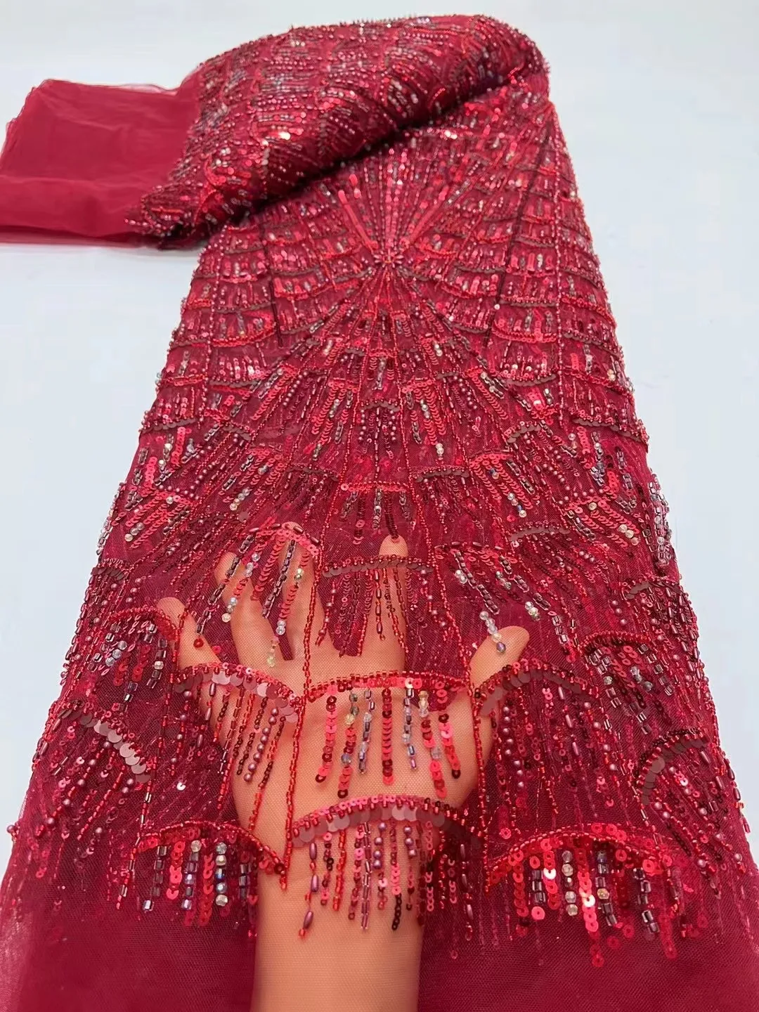 Red Luxurious African Groom Sequins Lace Fabric High Quality 2023 Heavy Beads Embroidery French Tulle Lace For Wedding Dress
Red Luxurious African Groom Sequins Lace Fabric High Quality 2023 Heavy Beads Embroidery French Tulle Lace For Wedding Dress
