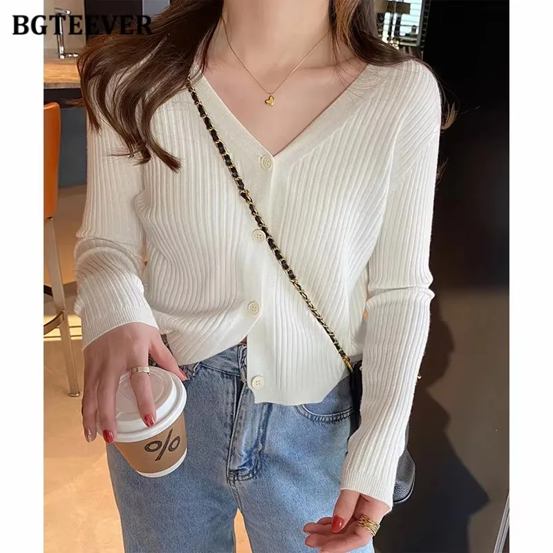 BGTEEVER Casual Long Sleeve Knitted Cardigans for Women Autumn Winter V-neck Slim Single-breasted Ladies Sweaters
BGTEEVER Casual Long Sleeve Knitted Cardigans for Women Autumn Winter V-neck Slim Single-breasted Ladies Sweaters