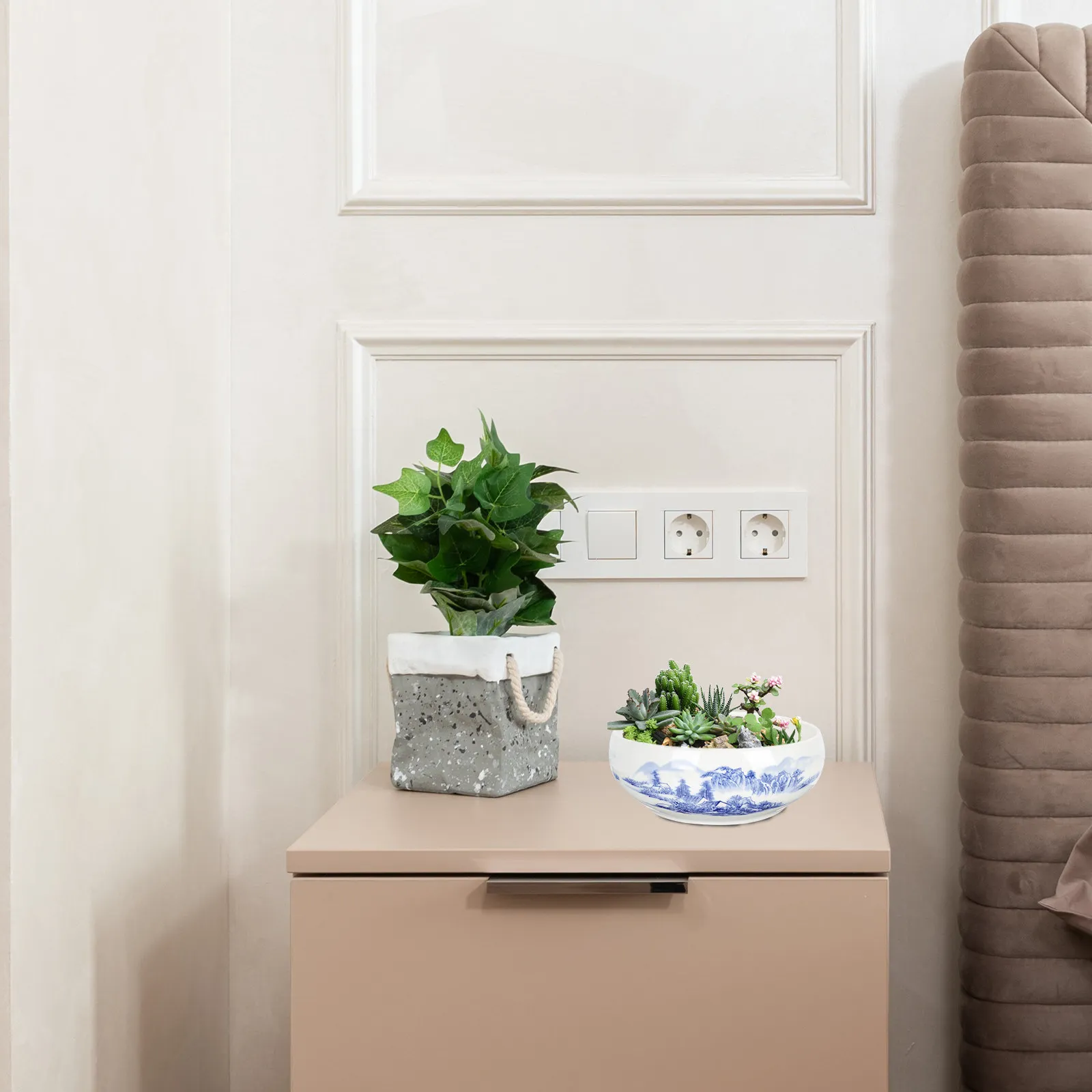 Beautiful Ceramic Hydroponic Plant Pot Artistic Flowerpot Desktop Garden Decoration Succulent Planter Space Saving
Beautiful Ceramic Hydroponic Plant Pot Artistic Flowerpot Desktop Garden Decoration Succulent Planter Space Saving