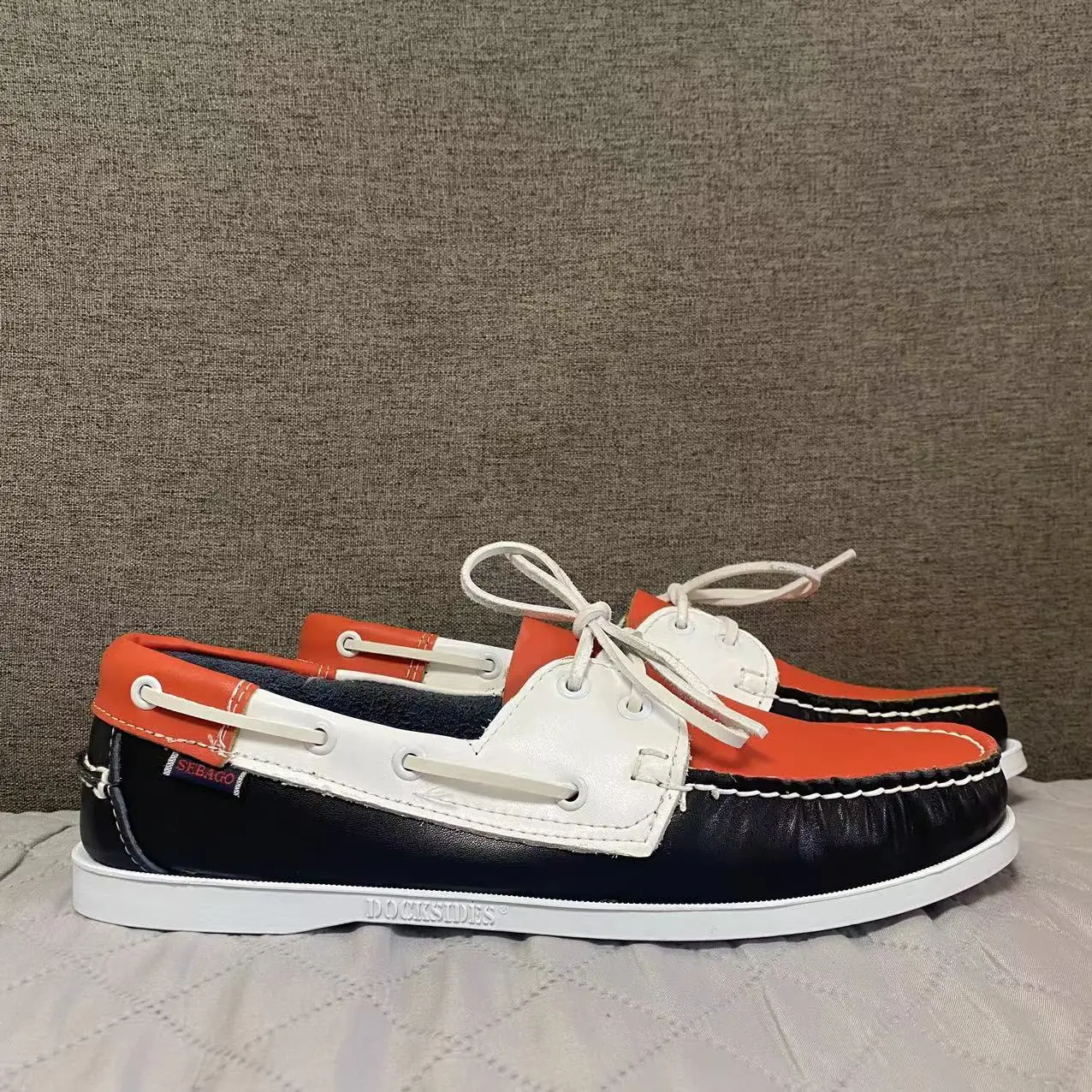 Men Homme Authentic Sebago Docksides Shoes - Premium Leather Moc Toe Lace Up Boat Shoes 2024X321
Men Homme Authentic Sebago Docksides Shoes - Premium Leather Moc Toe Lace Up Boat Shoes 2024X321