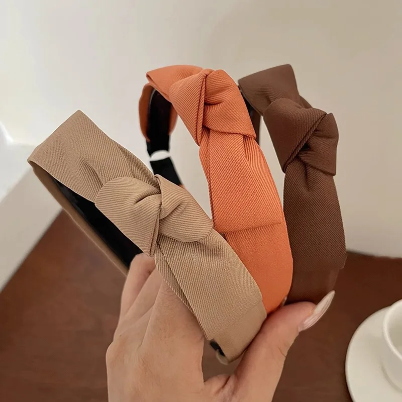 Premium Fabric Bow Headband Coffee Color Anti Slip for Women Daily Use Autumn Winter Versatile Lightweight Hair Accessories
Premium Fabric Bow Headband Coffee Color Anti Slip for Women Daily Use Autumn Winter Versatile Lightweight Hair Accessories