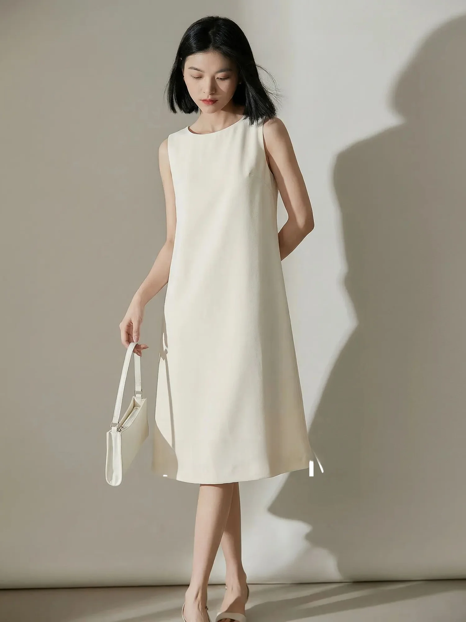 Chivirin Minimalist Style Summer Sleeveless Vest Dress Women's round Neck Slimming Commute Dress Soft Viscose Lyrca Fiber
Chivirin Minimalist Style Summer Sleeveless Vest Dress Women's round Neck Slimming Commute Dress Soft Viscose Lyrca Fiber