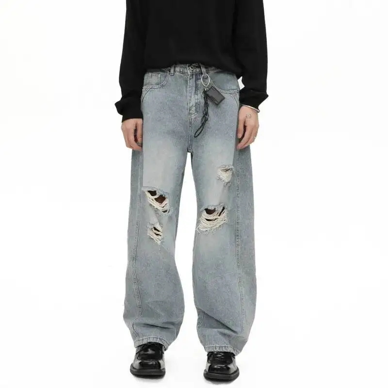 Осень 2024, нишевый дизайн, мужские джинсовые брюки, потертые драпированные брюки для мытья полов, прямые широкие мужские джинсы
Осень 2024, нишевый дизайн, мужские джинсовые брюки, потертые драпированные брюки для мытья полов, прямые широкие мужские джинсы