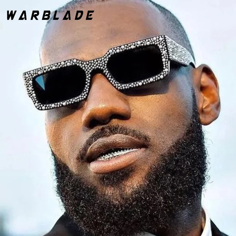 New Luxury Design Rhinestone Decorate Trendy Square Frame Women's Sunglasses Street Snap Men Sunglass Party Travel Eyewear UV400 
New Luxury Design Rhinestone Decorate Trendy Square Frame Women's Sunglasses Street Snap Men Sunglass Party Travel Eyewear UV400