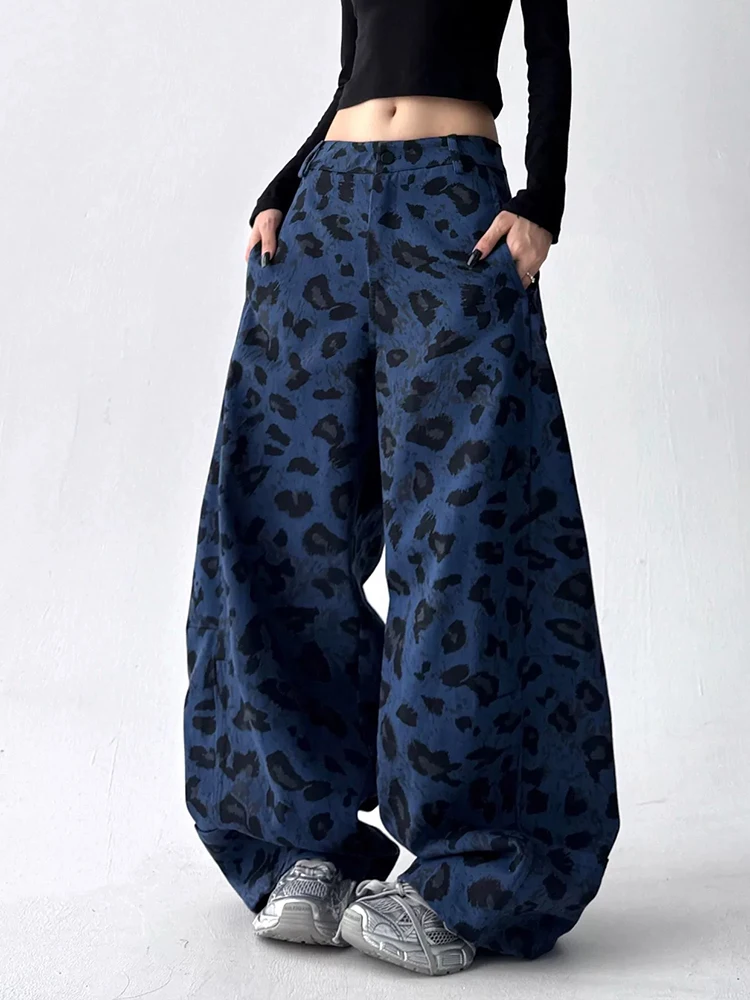 Y2K Брюки с леопардовым принтом Женские Американские повседневные свободные утягивающие универсальные прямые широкие джинсы Осенние модные
Y2K Брюки с леопардовым принтом Женские Американские повседневные свободные утягивающие универсальные прямые широкие джинсы Осенние модные