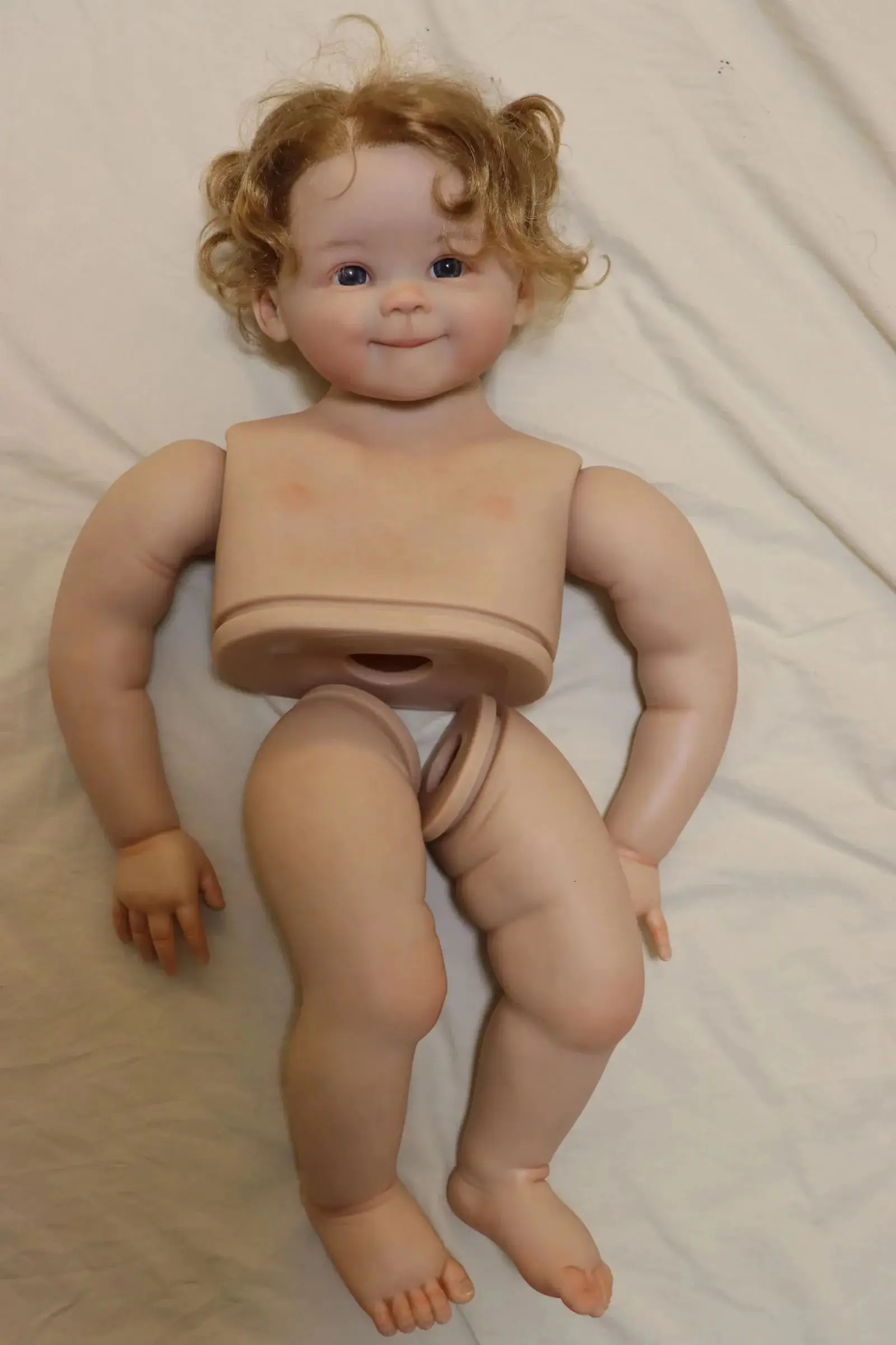 FBBD Artist Painted 28inch Reborn Baby Lyra Lin With Hand-Rooted Hair With Clear Vessel Toys For Girl Dolls For Children
FBBD Artist Painted 28inch Reborn Baby Lyra Lin With Hand-Rooted Hair With Clear Vessel Toys For Girl Dolls For Children