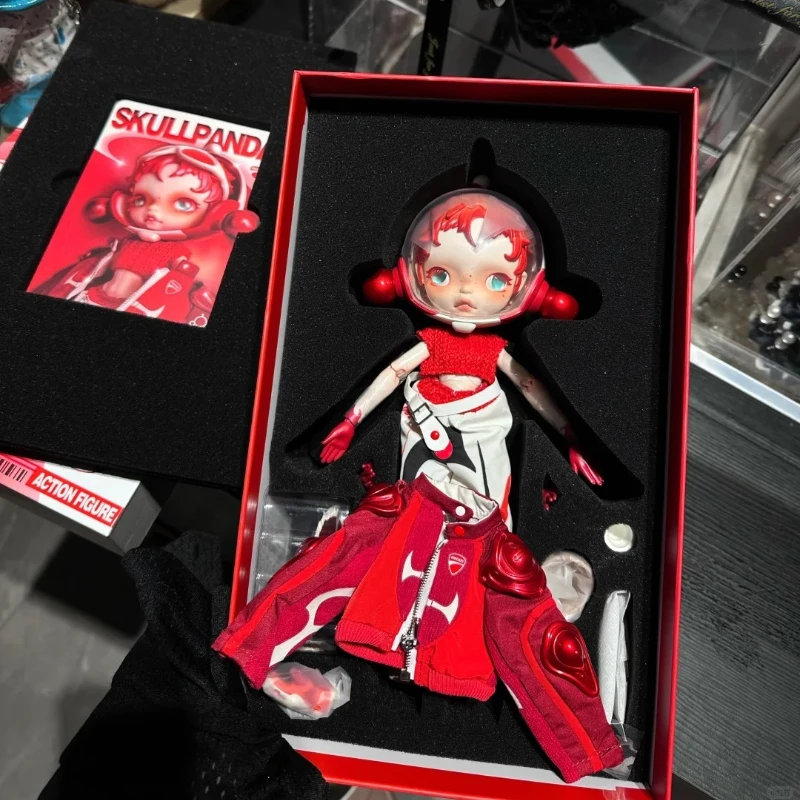 POPMART SKULLPANDA DUCATI 1/6 Action Figure Doll Motorcycle collaboration model Gift trendy small statues tabletop ornaments
POPMART SKULLPANDA DUCATI 1/6 Action Figure Doll Motorcycle collaboration model Gift trendy small statues tabletop ornaments