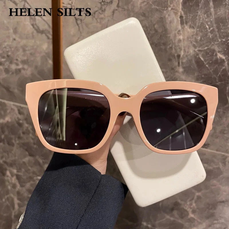 Fashion Vintage Luxury Brand Designer Square Sunglasses Women Trending Sun Glasses Men Punk Big Frame Classic ShadesUV400
Fashion Vintage Luxury Brand Designer Square Sunglasses Women Trending Sun Glasses Men Punk Big Frame Classic ShadesUV400