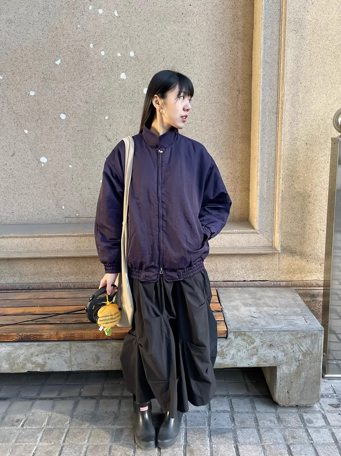 Cxxmagique Purple Flight Jaet Стеганый хлопковый бейсбольный воротник-стойка Теплая верхняя одежда Женская мода для поездок на работу
Cxxmagique Purple Flight Jaet Стеганый хлопковый бейсбольный воротник-стойка Теплая верхняя одежда Женская мода для поездок на работу