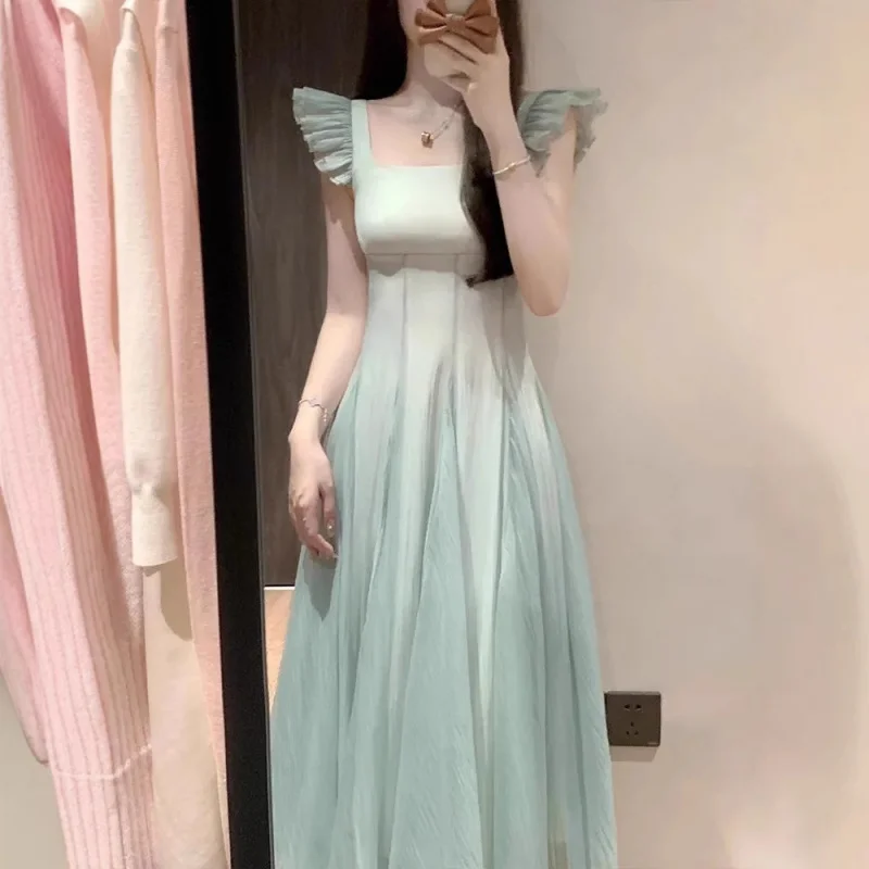 French Style Summer Small Flutter Sleeve Dress for Women, Beautiful Beach Vacation, High-End Waist-CinchingaElegant Long Dress
French Style Summer Small Flutter Sleeve Dress for Women, Beautiful Beach Vacation, High-End Waist-CinchingaElegant Long Dress