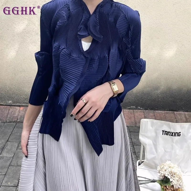 GGHK Pleated Women Thin Jacket 2025 Spring and Autumn New Solid Color Lapel Button Original Design Female Tops Coat
GGHK Pleated Women Thin Jacket 2025 Spring and Autumn New Solid Color Lapel Button Original Design Female Tops Coat