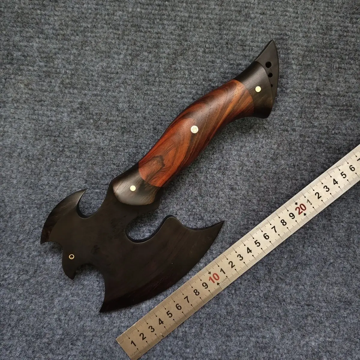 Handcrafted Yellow Rosewood Purple Rosewood Small Hand Axe Portable Outdoor Hiking Camping Emergency Household Hand Tool
Handcrafted Yellow Rosewood Purple Rosewood Small Hand Axe Portable Outdoor Hiking Camping Emergency Household Hand Tool