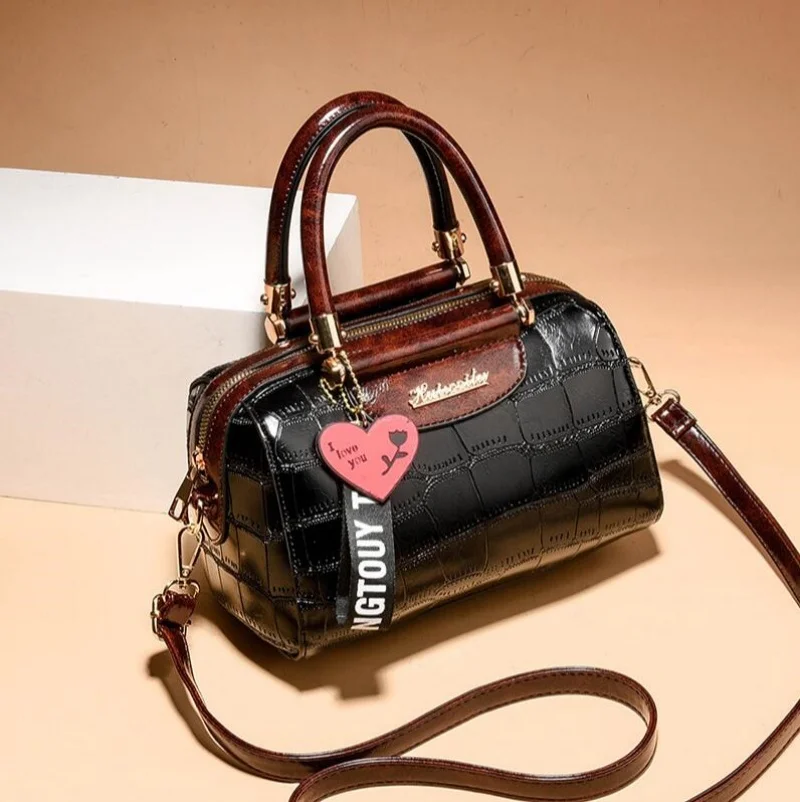 Luxury PU Leather Handbag Women's Fashion Crossbody Shoulder Bag Top Quality Crocodile Tote Purse for Female
Luxury PU Leather Handbag Women's Fashion Crossbody Shoulder Bag Top Quality Crocodile Tote Purse for Female