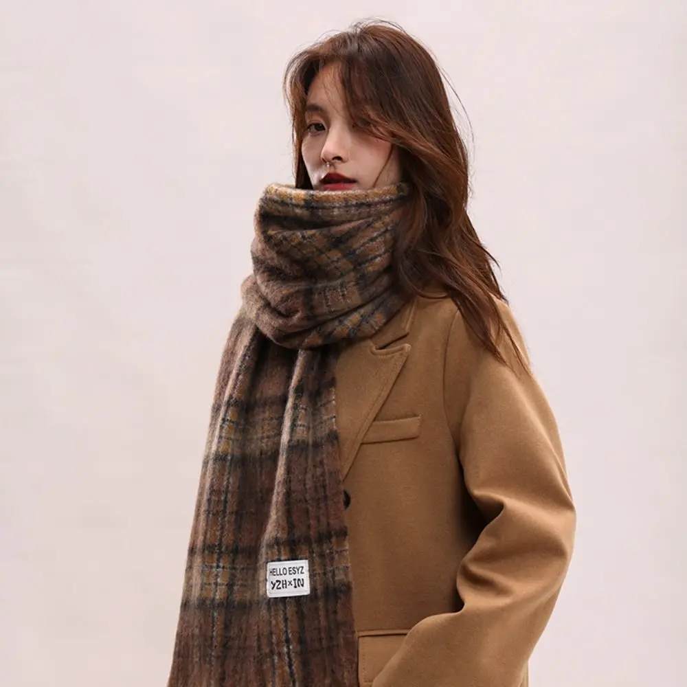 Elegant Mohair Plaid Wool Scarf Tassel Winter Cashmere Scarves Korean Style Solid Color Long Shawl Student
Elegant Mohair Plaid Wool Scarf Tassel Winter Cashmere Scarves Korean Style Solid Color Long Shawl Student
