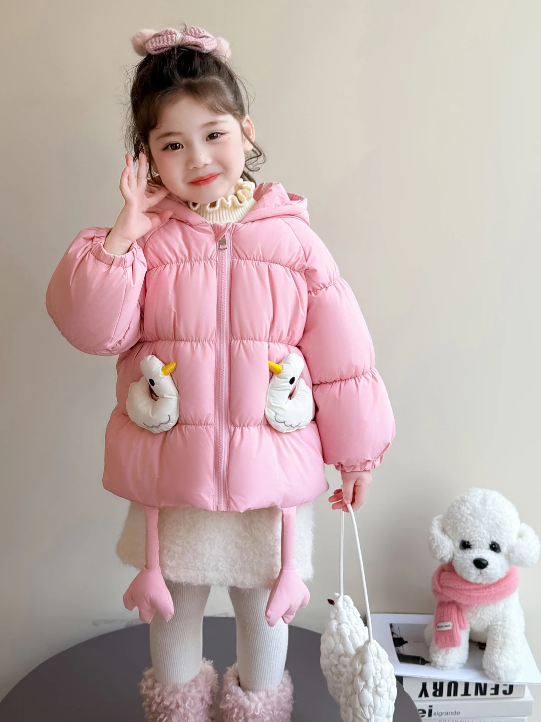 Утепленная хлопковая зимняя куртка для маленьких девочек: милая, теплая, в корейском стиле, модная верхняя одежда для малышек
Утепленная хлопковая зимняя куртка для маленьких девочек: милая, теплая, в корейском стиле, модная верхняя одежда для малышек