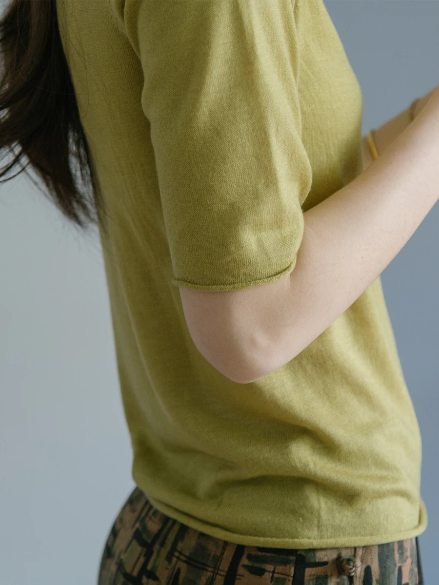 Женский вязаный топ Yuanji из шерсти, мягкий, тонкий, с рукавами до локтя, легкий, для повседневной носки, комфортный, дышащий...
Женский вязаный топ Yuanji из шерсти, мягкий, тонкий, с рукавами до локтя, легкий, для повседневной носки, комфортный, дышащий...