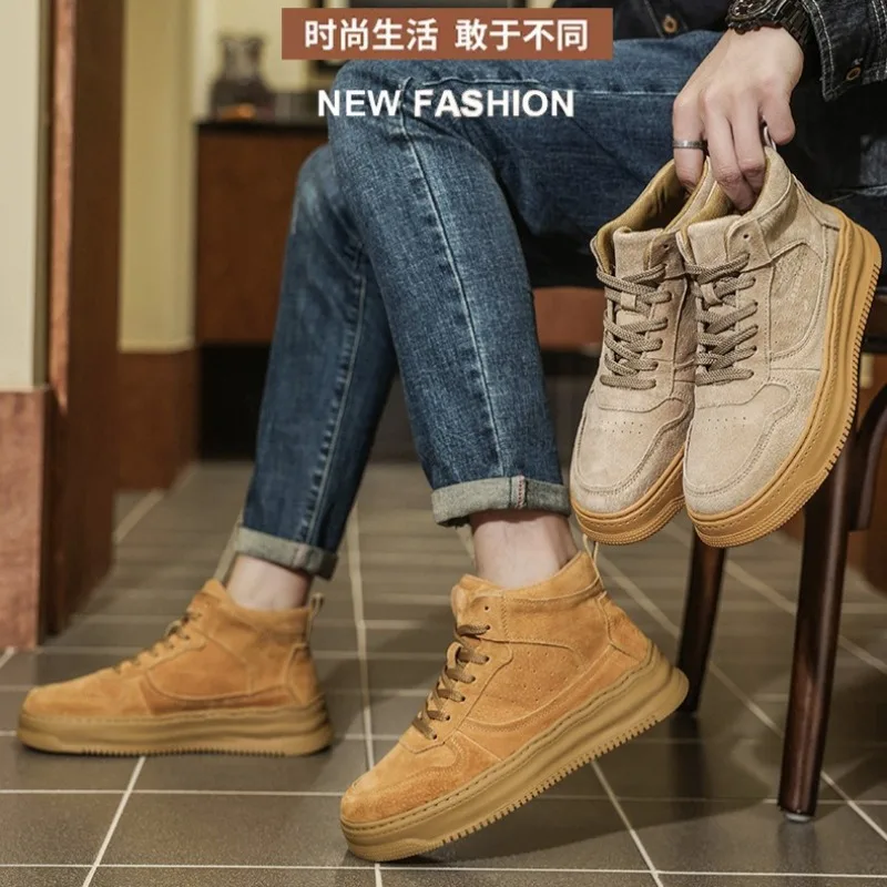 Men's High Top Sneakers 2026 New Retro Suede Casual Shoes Men Breathable Non-slip Skateboard Shoes Comfor Work Platform Boots
Men's High Top Sneakers 2026 New Retro Suede Casual Shoes Men Breathable Non-slip Skateboard Shoes Comfor Work Platform Boots