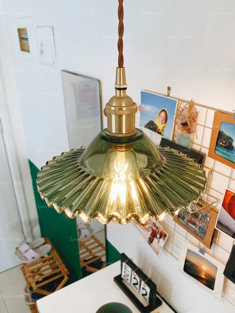 Nordic brass pendant light guesthouse bar entrance simple corridor high-end artistic corridor light
Nordic brass pendant light guesthouse bar entrance simple corridor high-end artistic corridor light