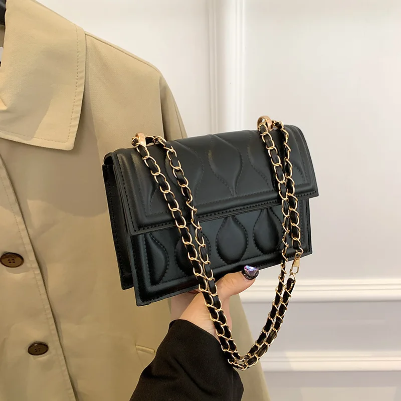 Women's Shoulder Bag Versatile Temperament High-end Chain Simple Diagonal Cross Embossed New Model Handbags For Women Commuting
Women's Shoulder Bag Versatile Temperament High-end Chain Simple Diagonal Cross Embossed New Model Handbags For Women Commuting