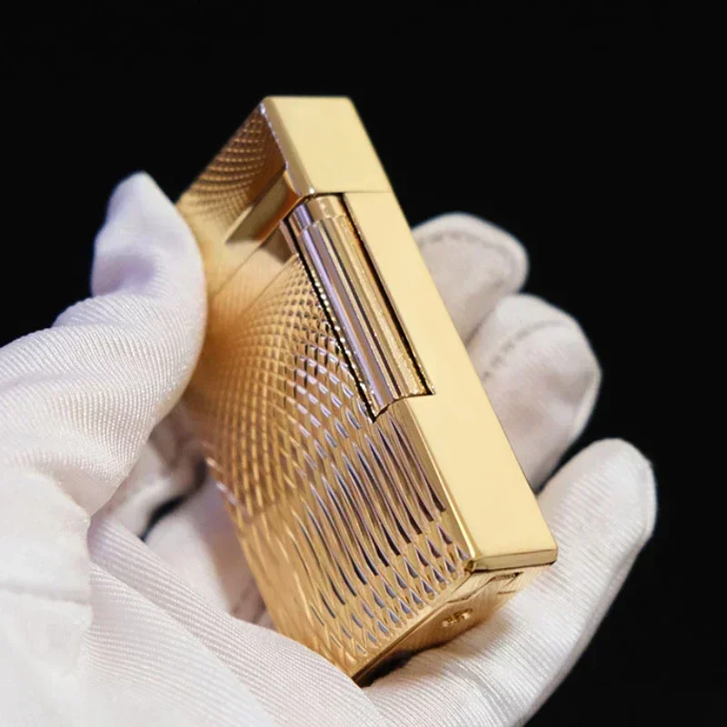 2024 Hot Selling Butane Gas Lighter Metal Windproof Bright Tone Compact Jet Engraved Men's Lighter Gift with Gift Box
2024 Hot Selling Butane Gas Lighter Metal Windproof Bright Tone Compact Jet Engraved Men's Lighter Gift with Gift Box