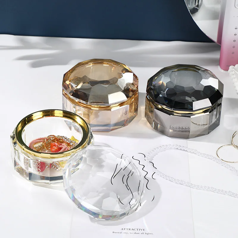 Luxury Polygon Crystal Jewelry Storage Box Transparent Glass Candy Storage Jar Desktop Decoration Food Container Decoration Jar
Luxury Polygon Crystal Jewelry Storage Box Transparent Glass Candy Storage Jar Desktop Decoration Food Container Decoration Jar