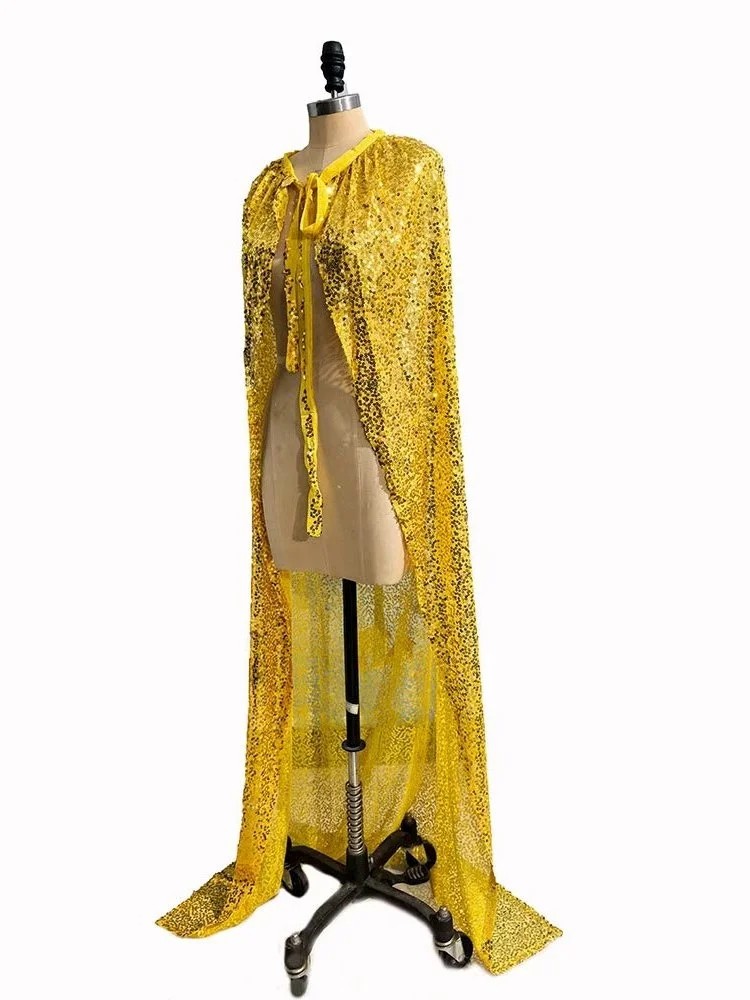 Gold Sequin Cloak Unisex Hooded Stage Performance Robe with Neck Strap Award Show Costume Women's Style Winter 2025 Collection
Gold Sequin Cloak Unisex Hooded Stage Performance Robe with Neck Strap Award Show Costume Women's Style Winter 2025 Collection
