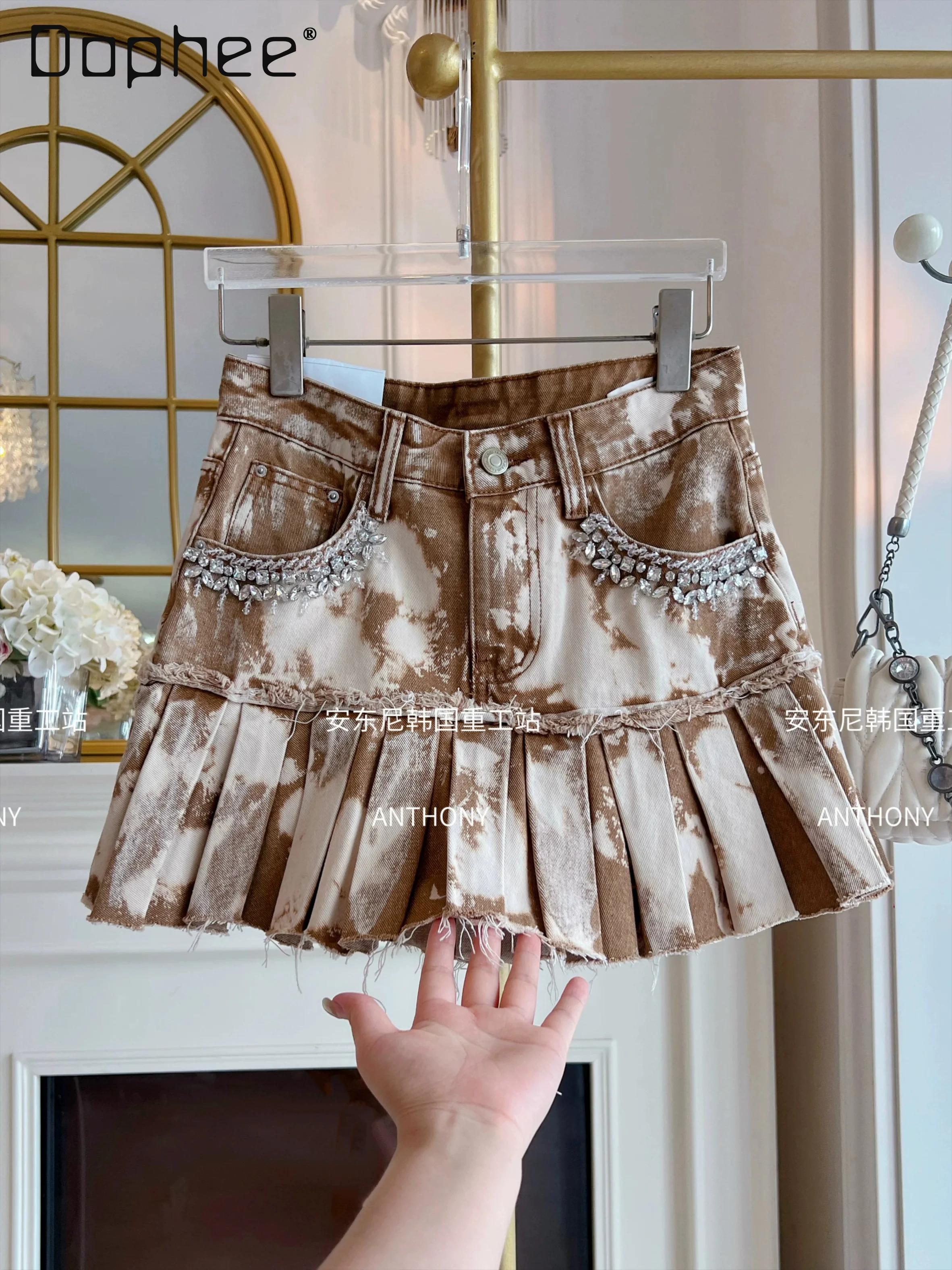 Heavy Industry Diamond Tie-dyed Denim Skirt Women Summer 2026 High Waist Slim Temperament Fringed Pleated Skirt Short Skirts
Heavy Industry Diamond Tie-dyed Denim Skirt Women Summer 2026 High Waist Slim Temperament Fringed Pleated Skirt Short Skirts